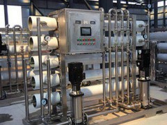 長(zhǎng)春大型水廠純凈水設(shè)備維護(hù)現(xiàn)場(chǎng) (174播放)