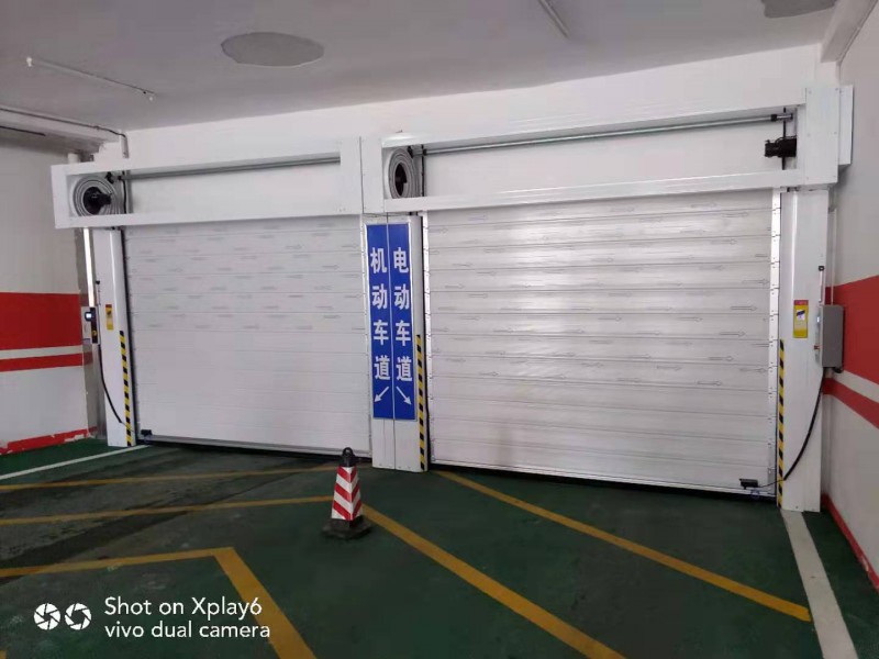 車庫感應自動門 車庫門廠家 科曼斯門業(yè)