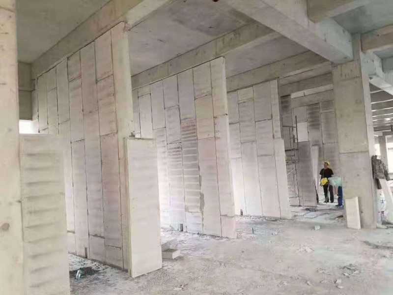 輕質(zhì)隔墻板哪家有