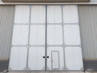 工業(yè)門，工業(yè)保溫門，平開門，工業(yè)門廠家，工業(yè)