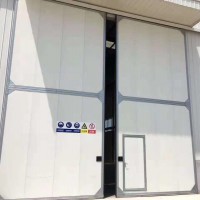 生產(chǎn)工業(yè)提升門、批發(fā)垂直提升門、工業(yè)保溫門廠家，工業(yè)門