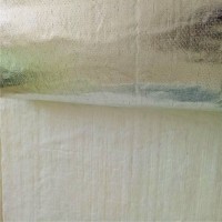 電梯井針刺氈廠家 A級(jí)防火貼鋁箔針刺氈 電梯井隔音氈施工