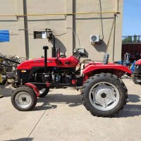 大型四輪牽引機(jī) 可選裝四滾筒 704 線纜施工